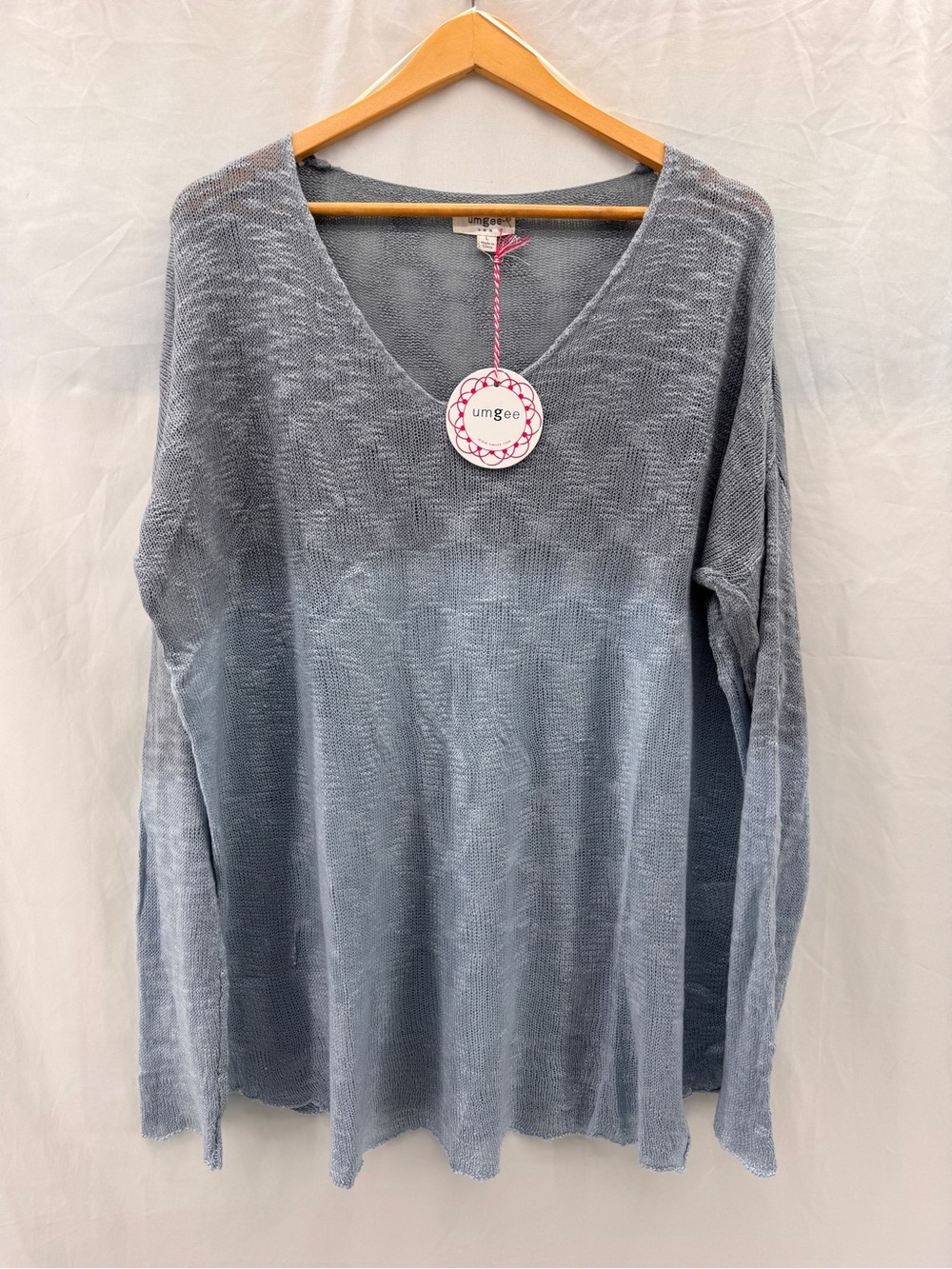 Umgee V-Neck Knit Pullover Sweater Gray Blue Ombre Diamond Open Knit Size Large